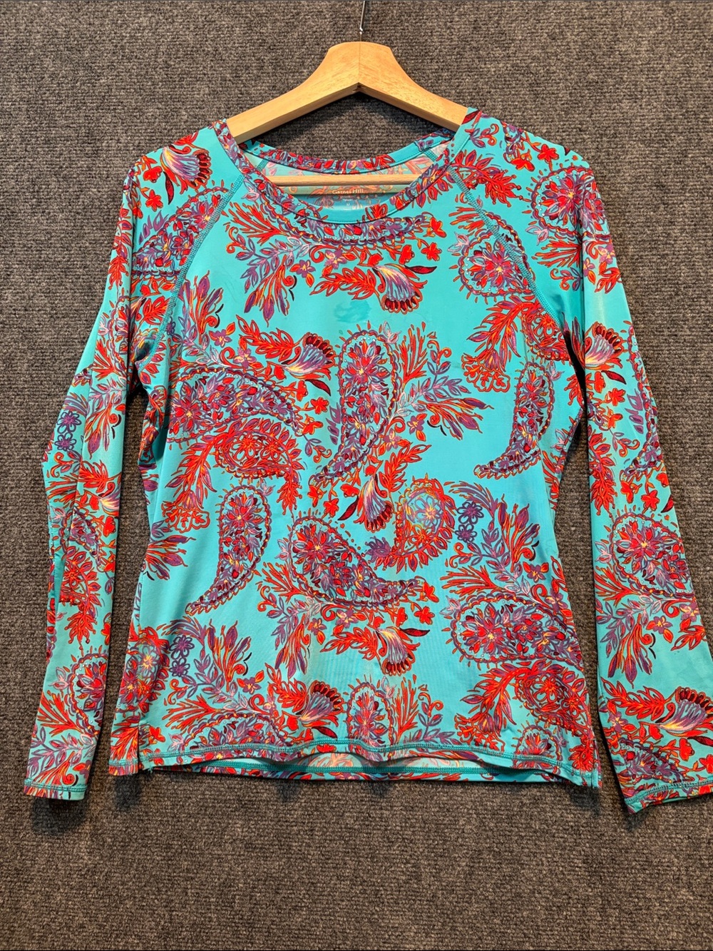 Garnet Hill Turquoise Long-Sleeve Paisley Swim Rash Guard, Red Accents 
Size: M